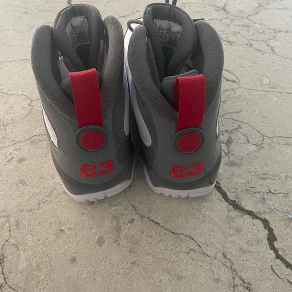NEVER WORN!! AirJordan 9 Retro. White/ Cool Grey/Fire Red. Released in 2022. - Picture 5 of 6